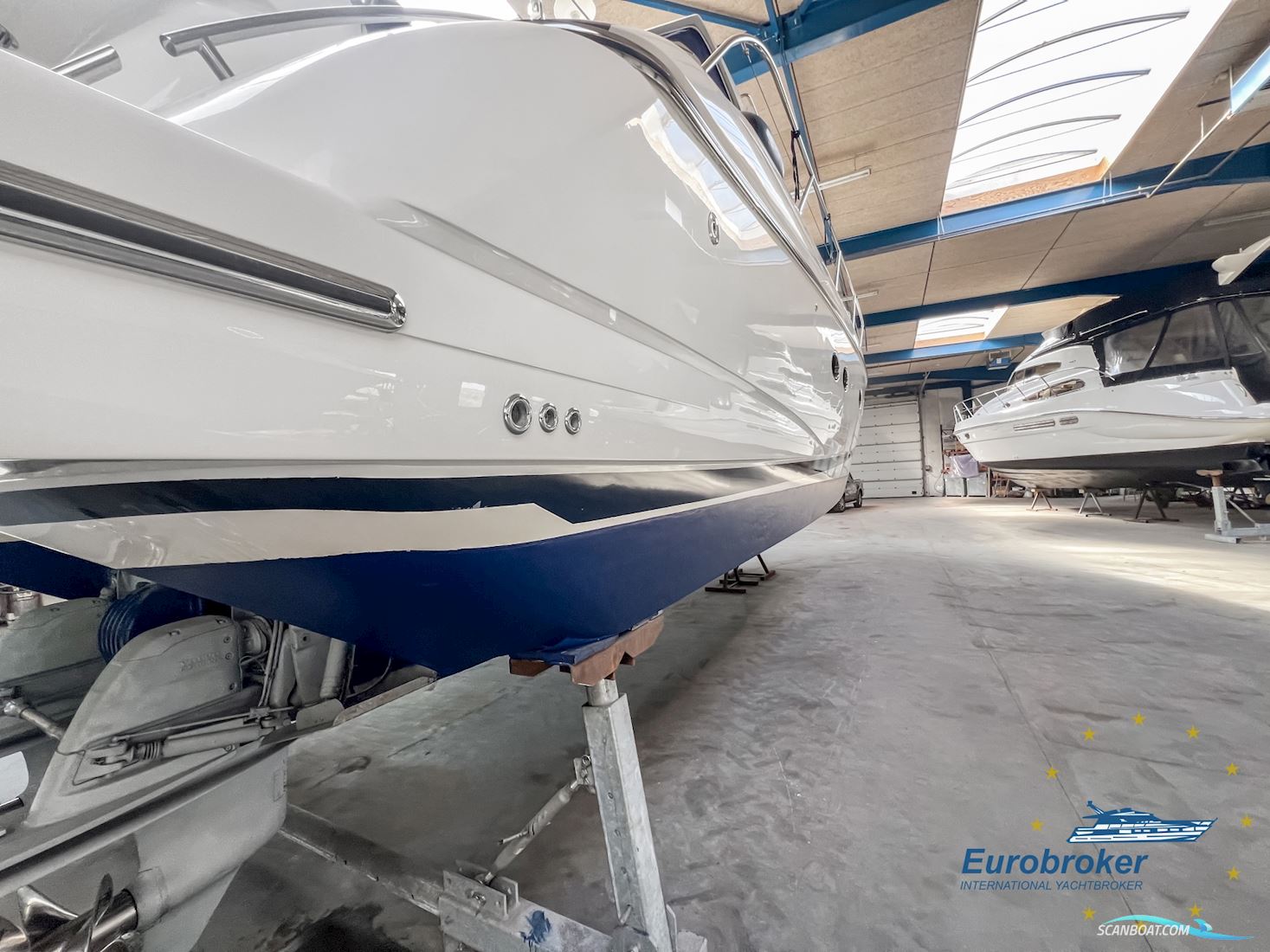 Princess V42