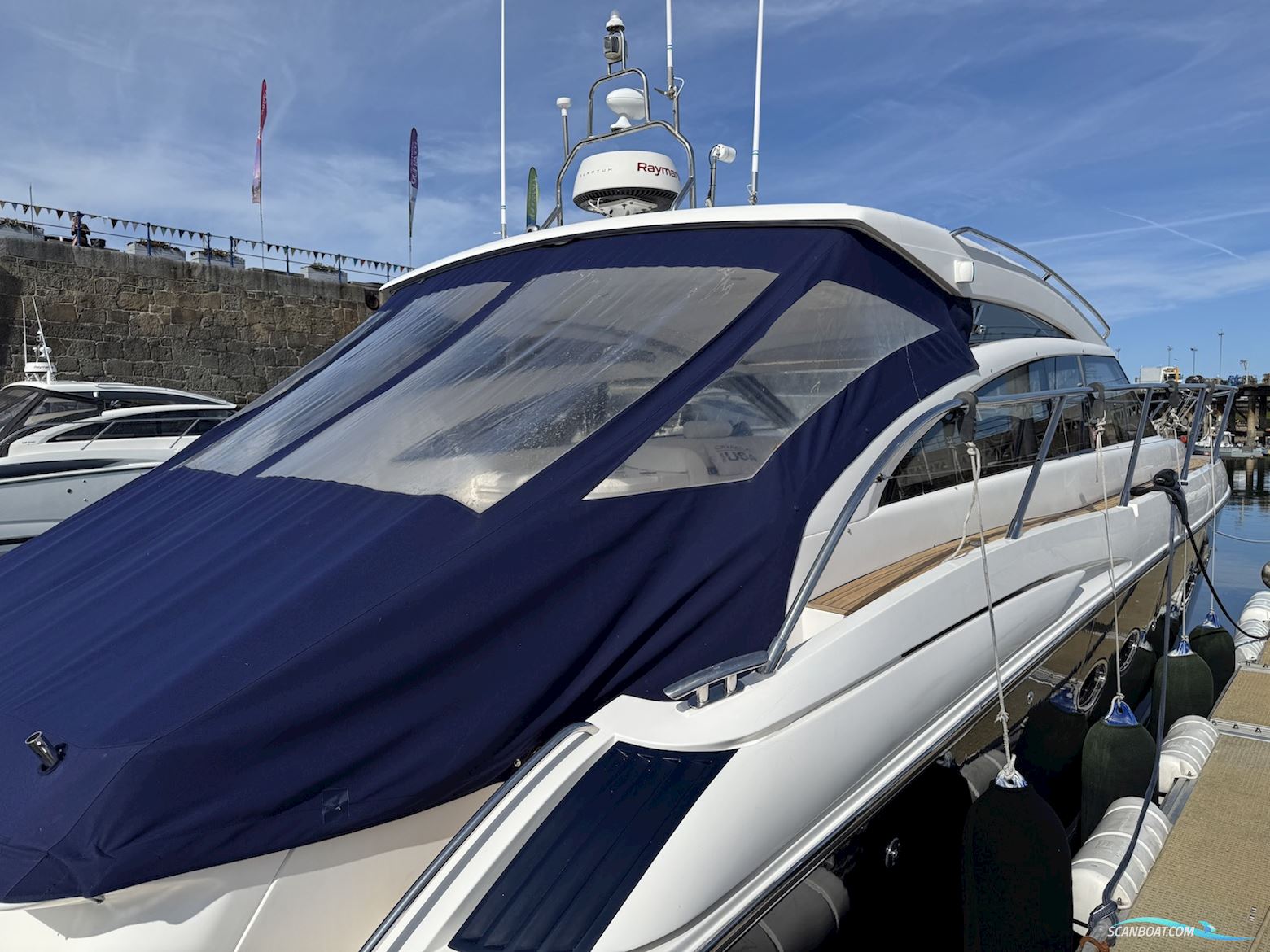 Princess V42