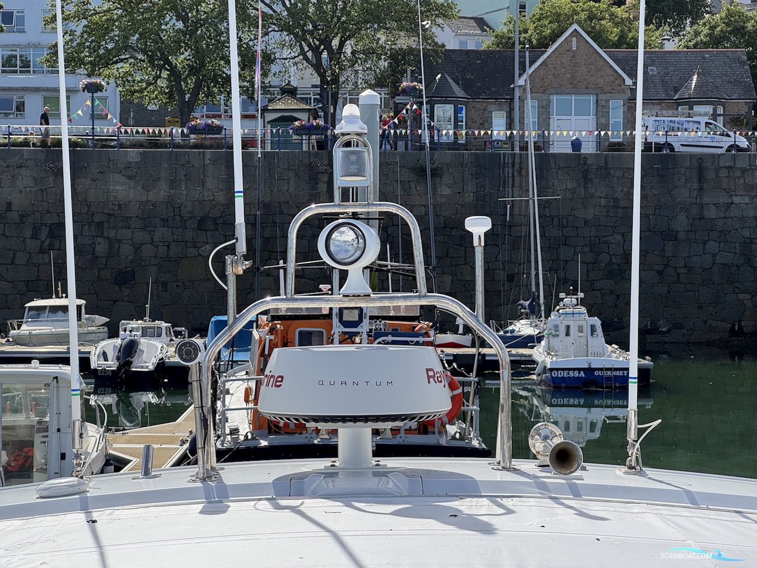 Princess V42