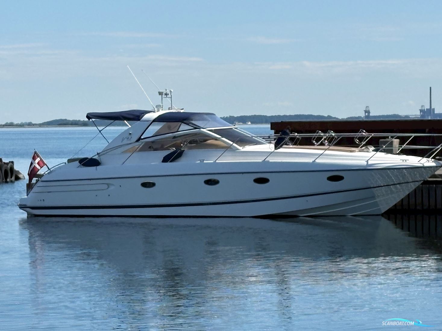 Princess V42 Motorboot 2004, mit Volvo Penta Kad 300 motor, Dänemark