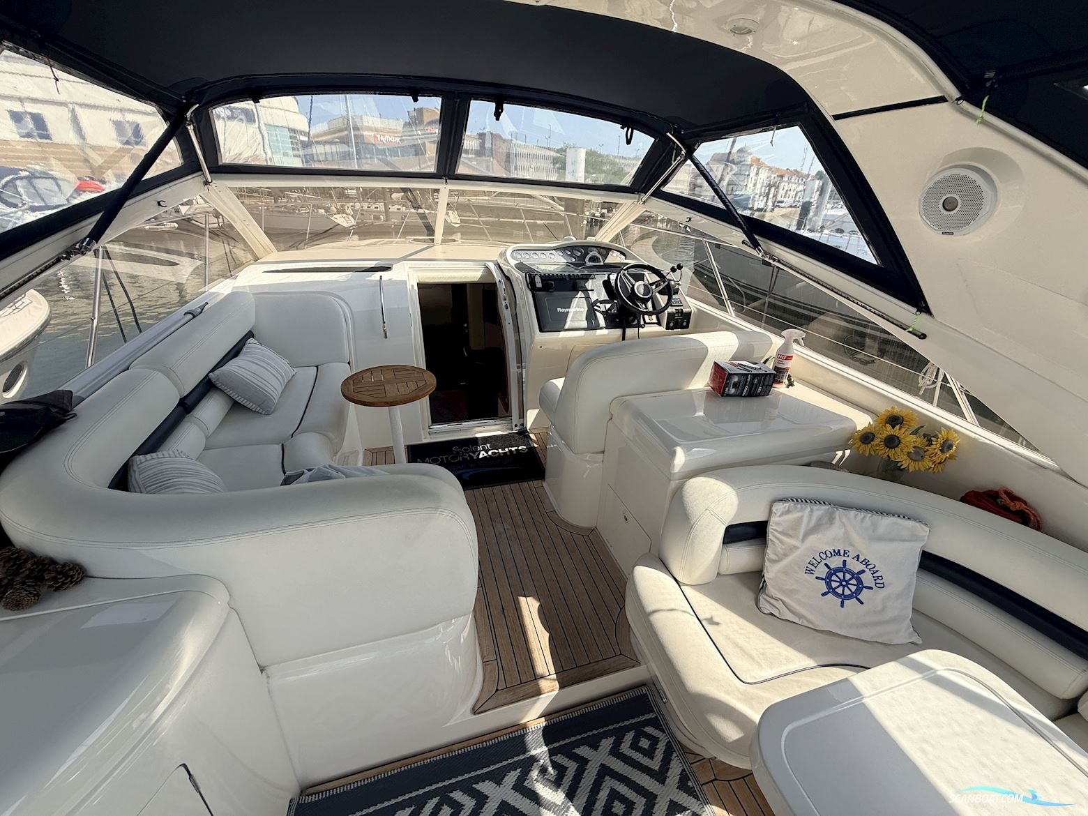 Princess V42