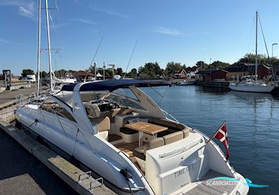 Princess V42 Motorboot 2004, mit Volvo Penta Kad 300 motor, Dänemark
