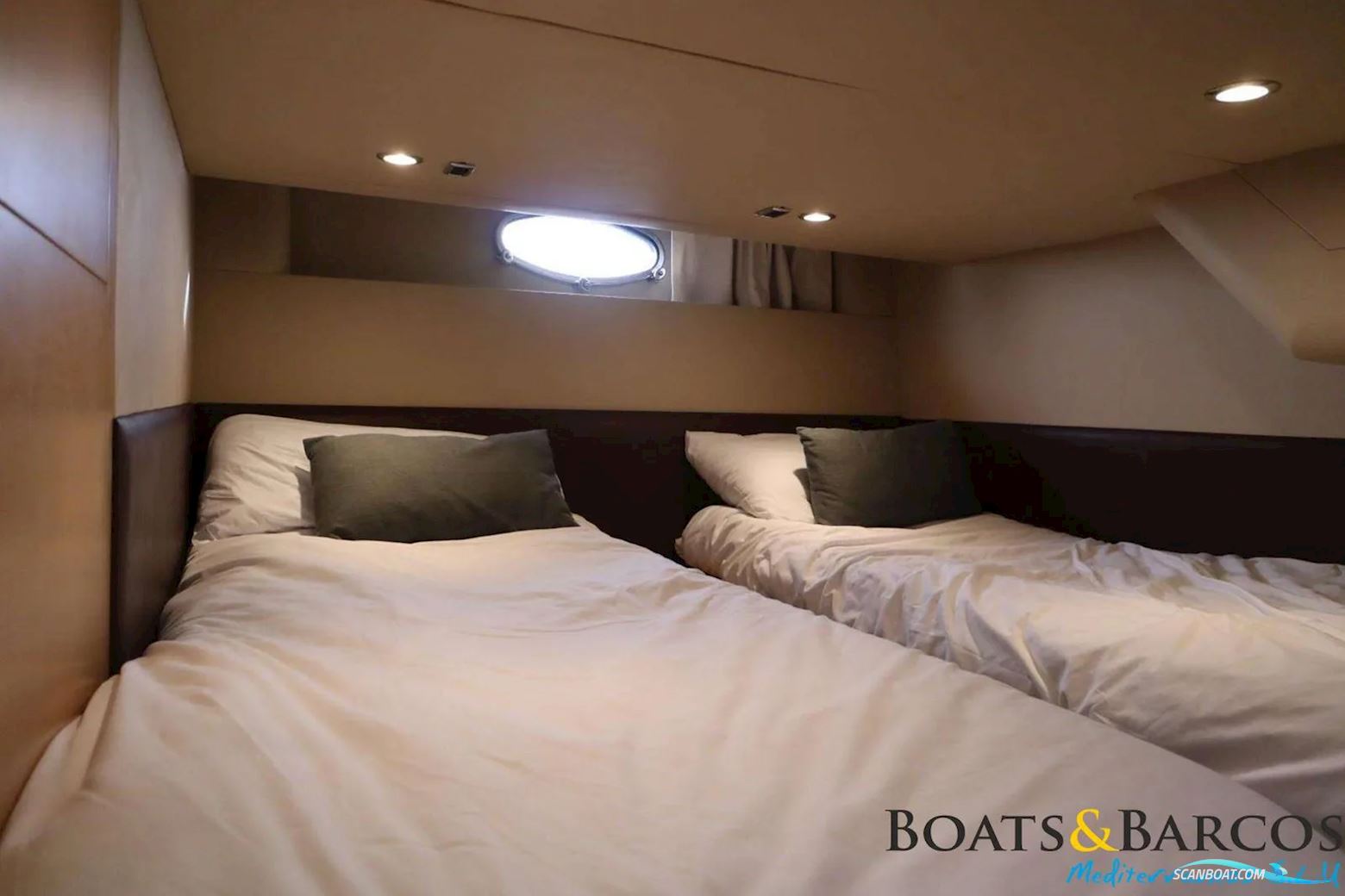 PRINCESS V42