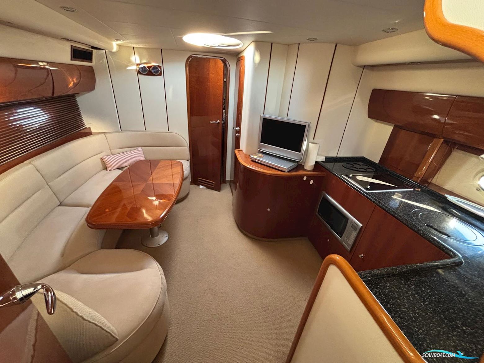 Princess V42