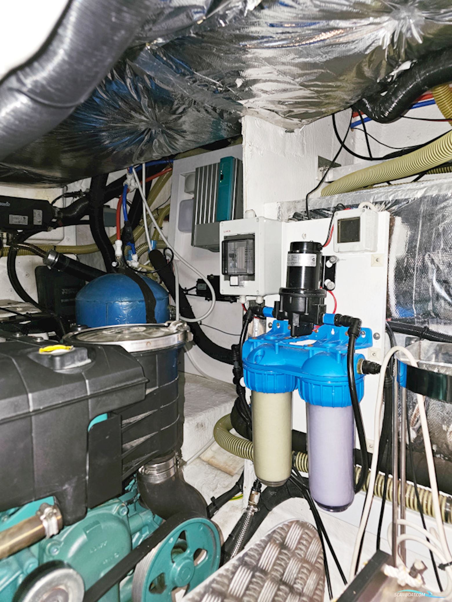 Princess V42 Volvo Penta D6-370 Joystick Control