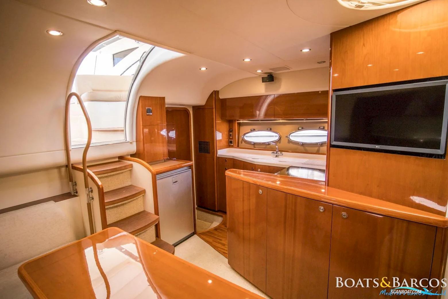 PRINCESS V45