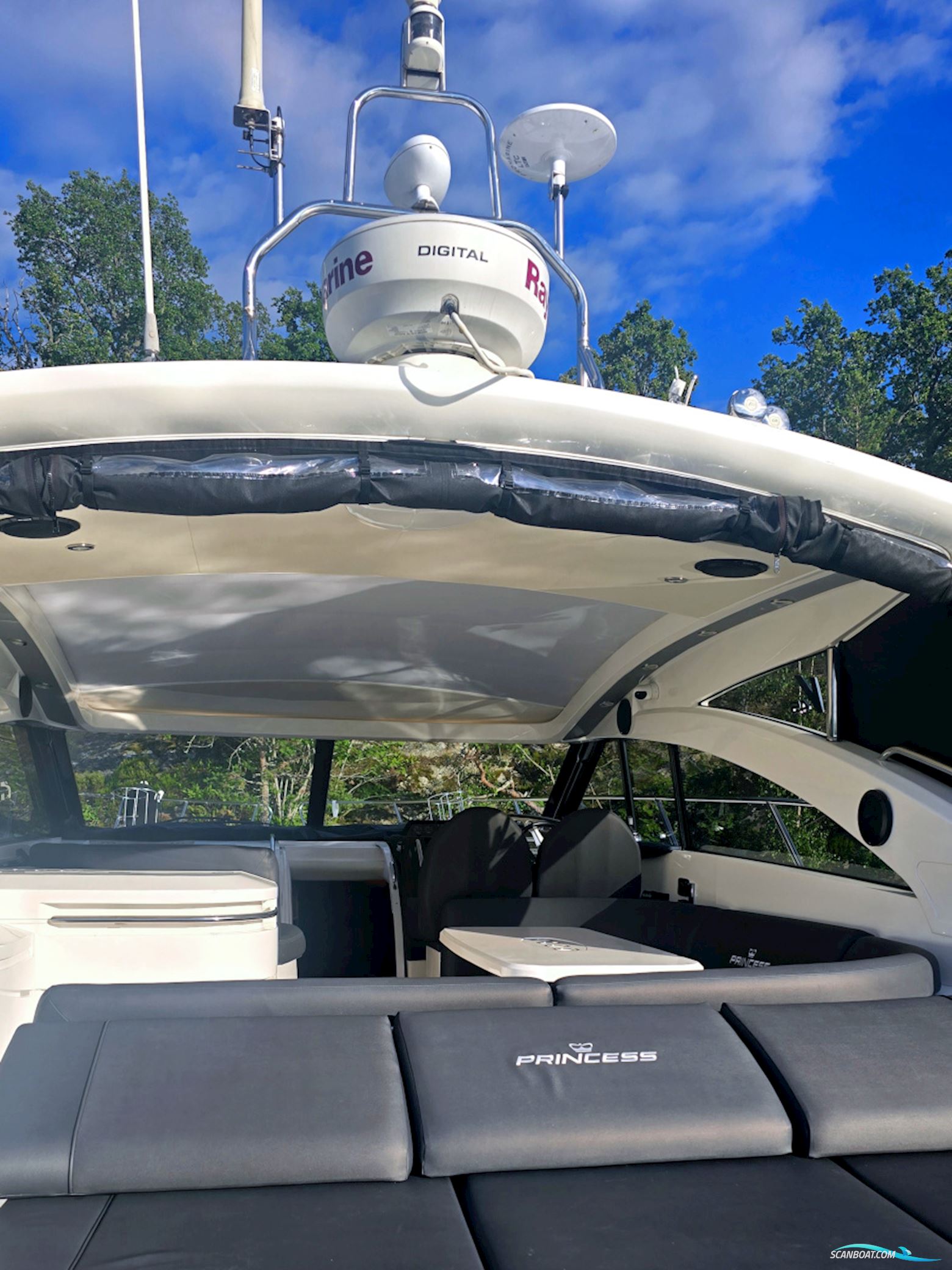 Princess V45 Volvo Penta D6-370 EVC