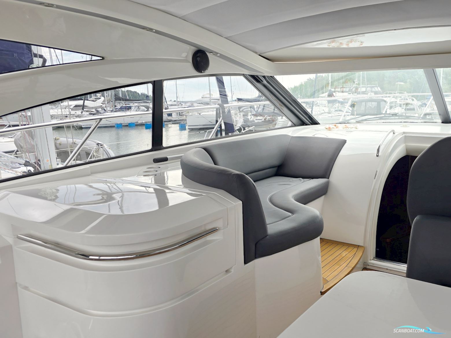 Princess V45 Volvo Penta D6-370 EVC
