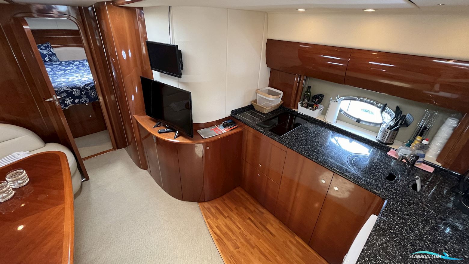 Princess V48 