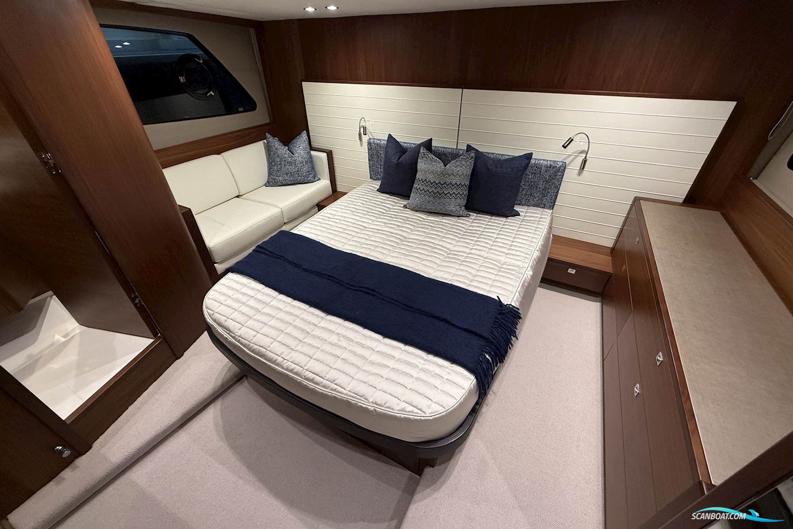 Princess V48 Open