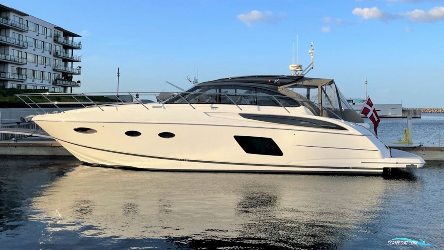 Princess V48 Motorboot 2016, mit Volvo Penta motor, Dänemark