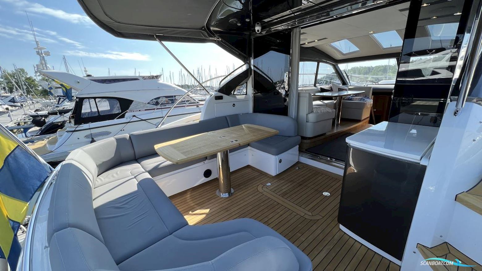 PRINCESS V48