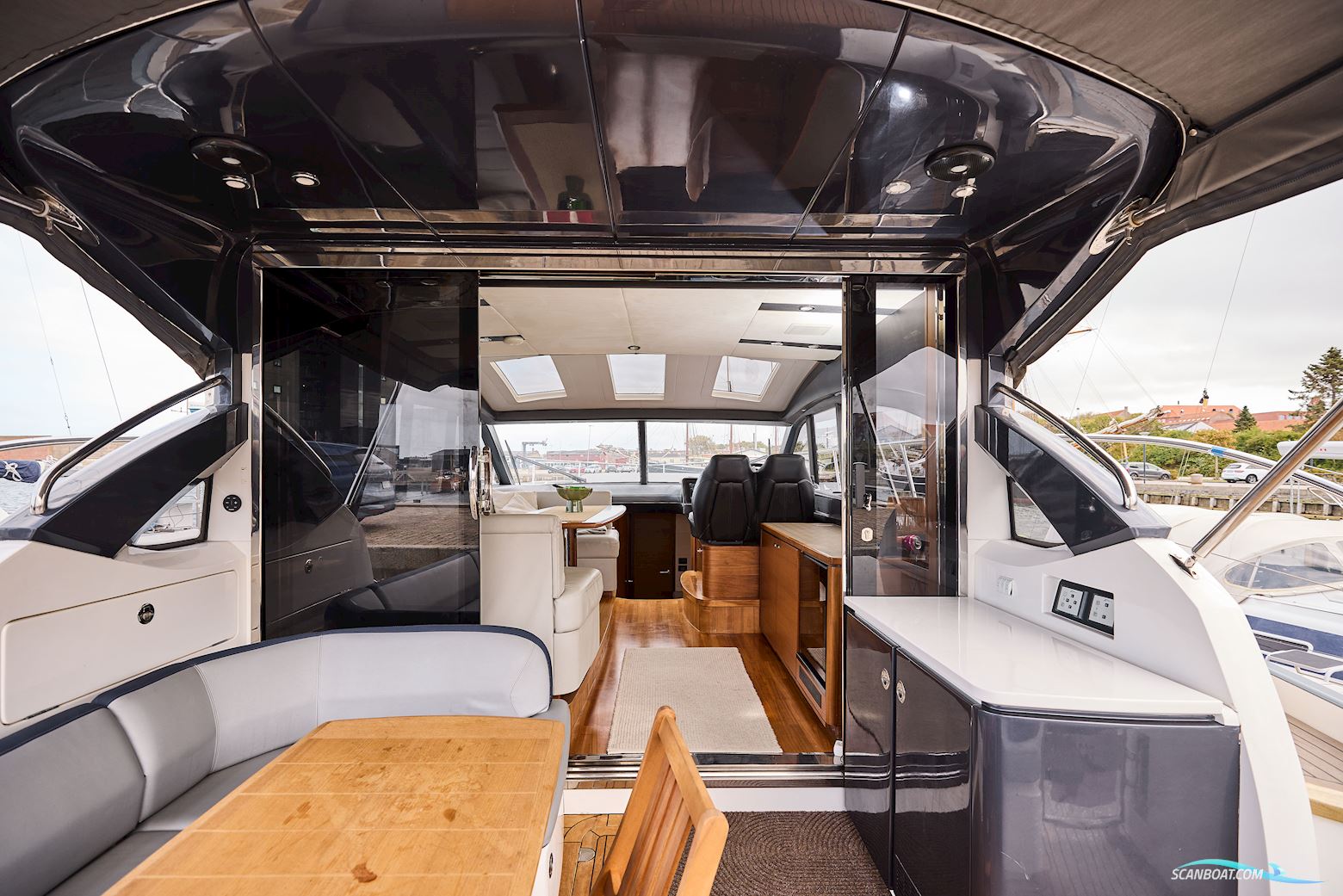 Princess V48
