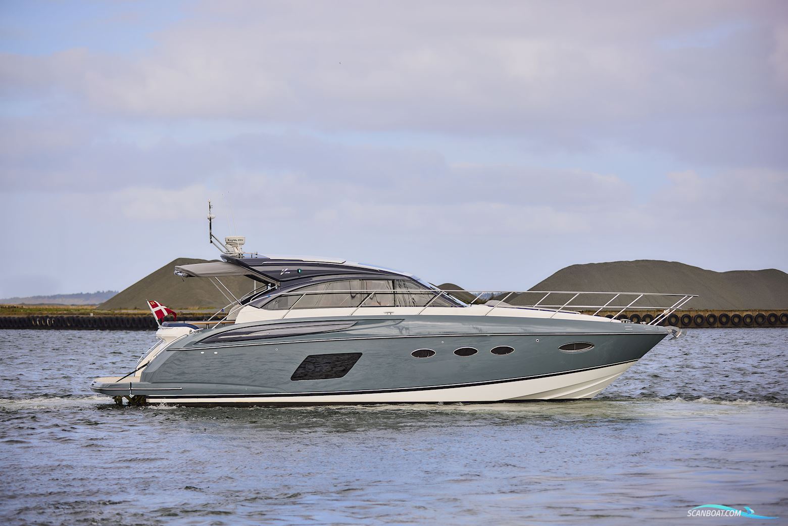 Princess V48