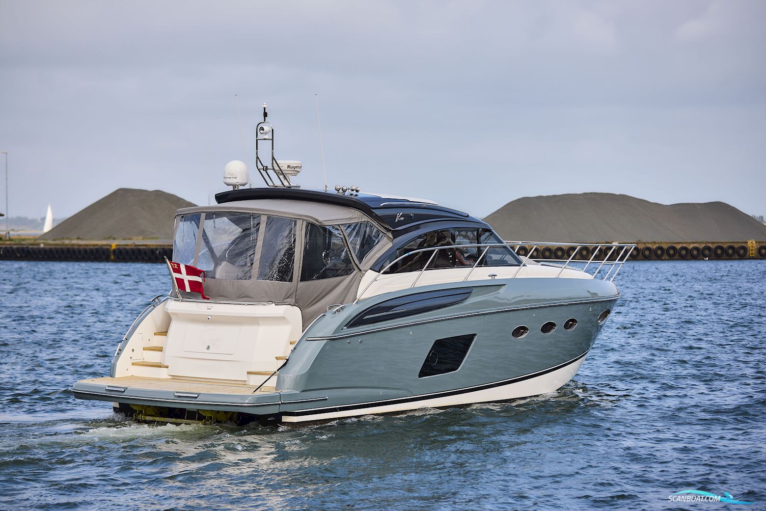 Princess V48