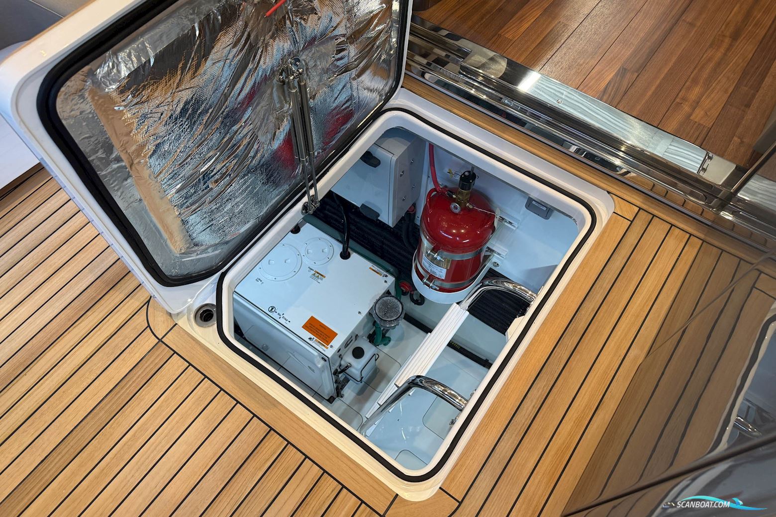 Princess V50 Deck Saloon