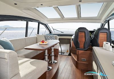 Princess V50 Motorboot 2026, mit Volvo Penta Ips 650 motor, England