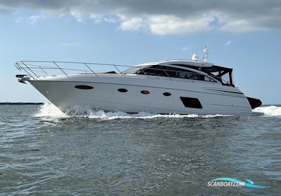 Princess V52 Motorboot 2015, mit volvo penta d11/725 motor, Dänemark