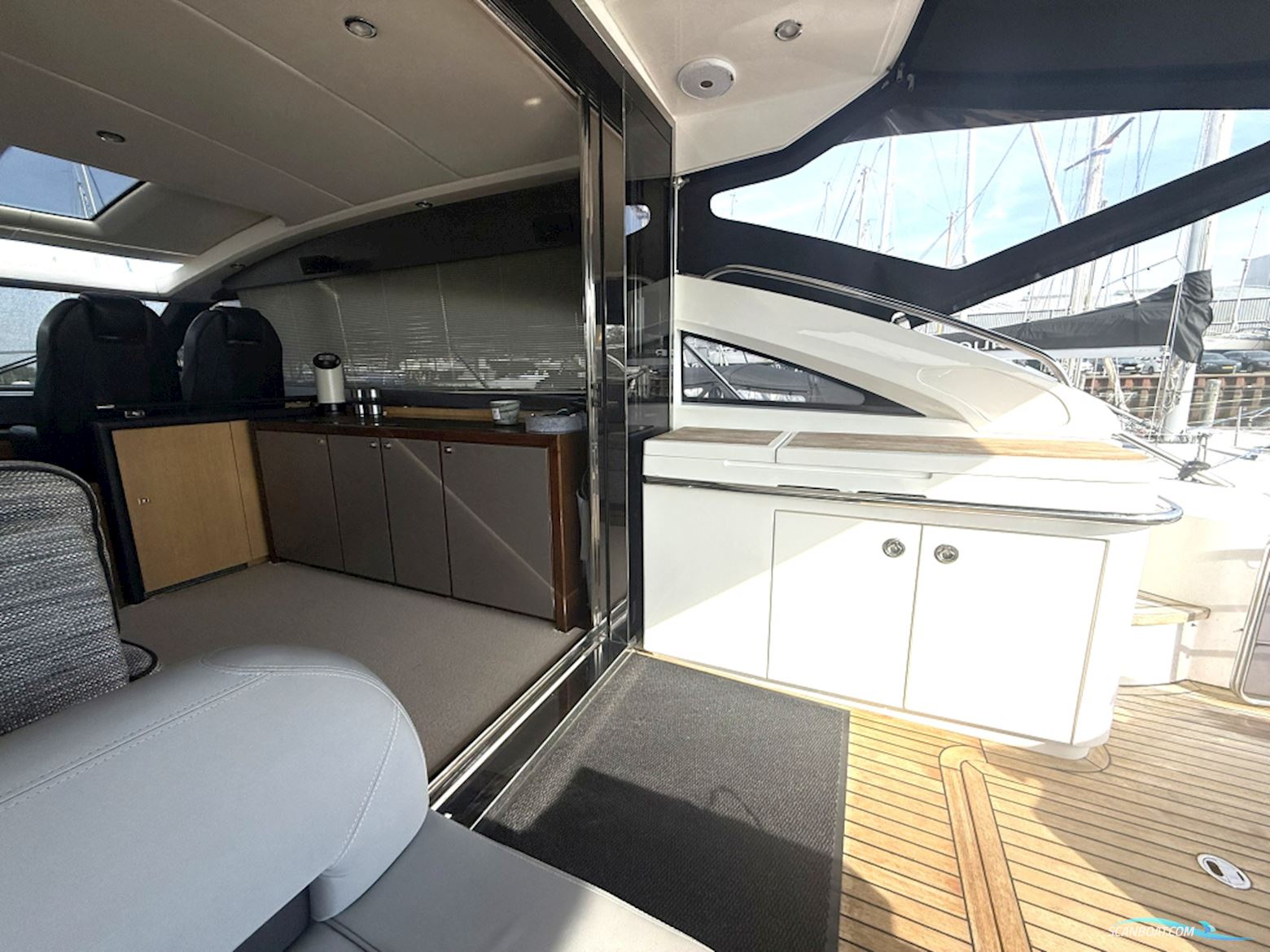 Princess V52