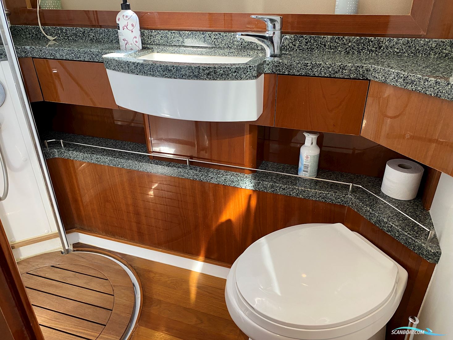 Princess V53 - EU Moms Betalt