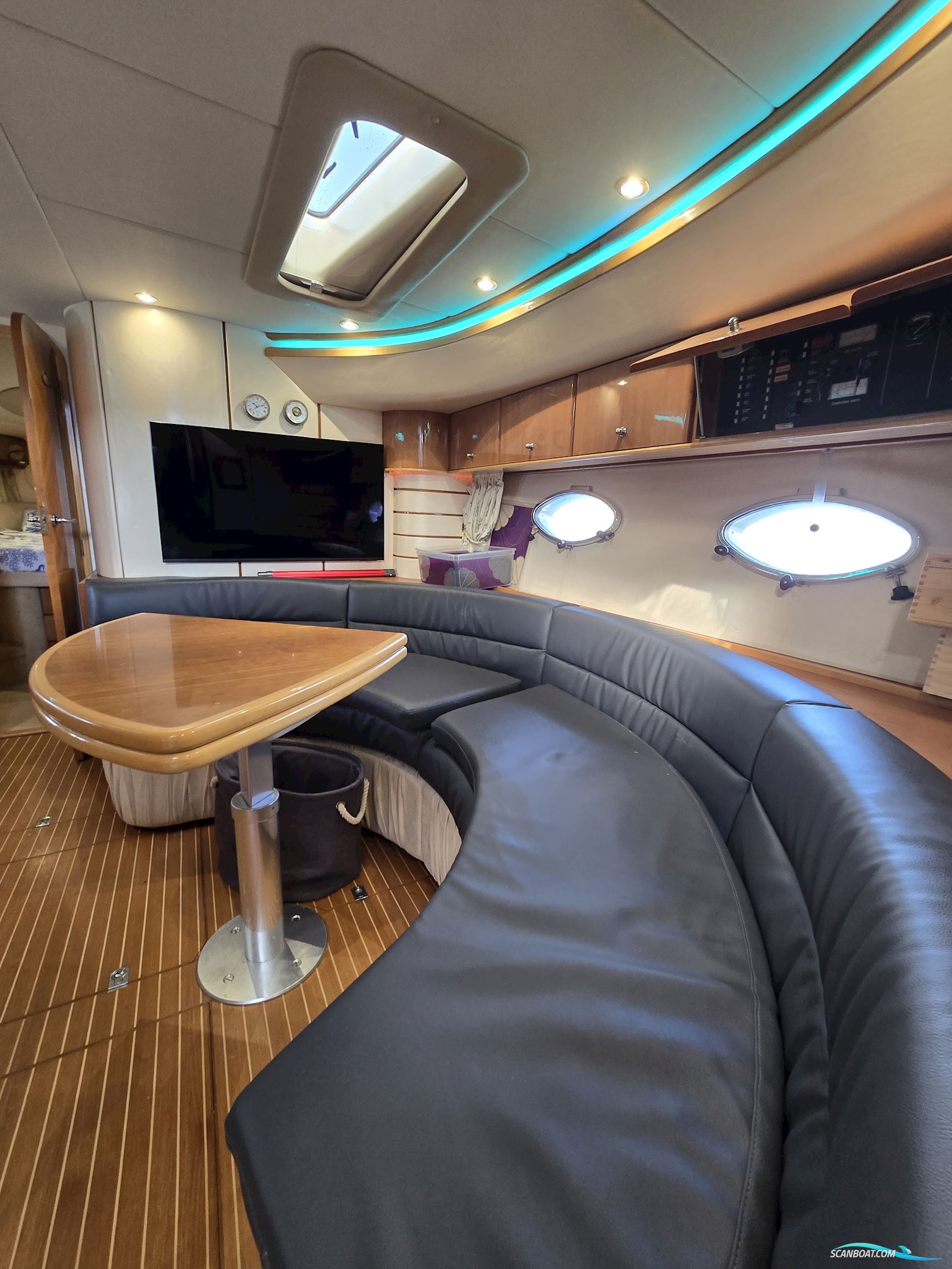 PRINCESS V55