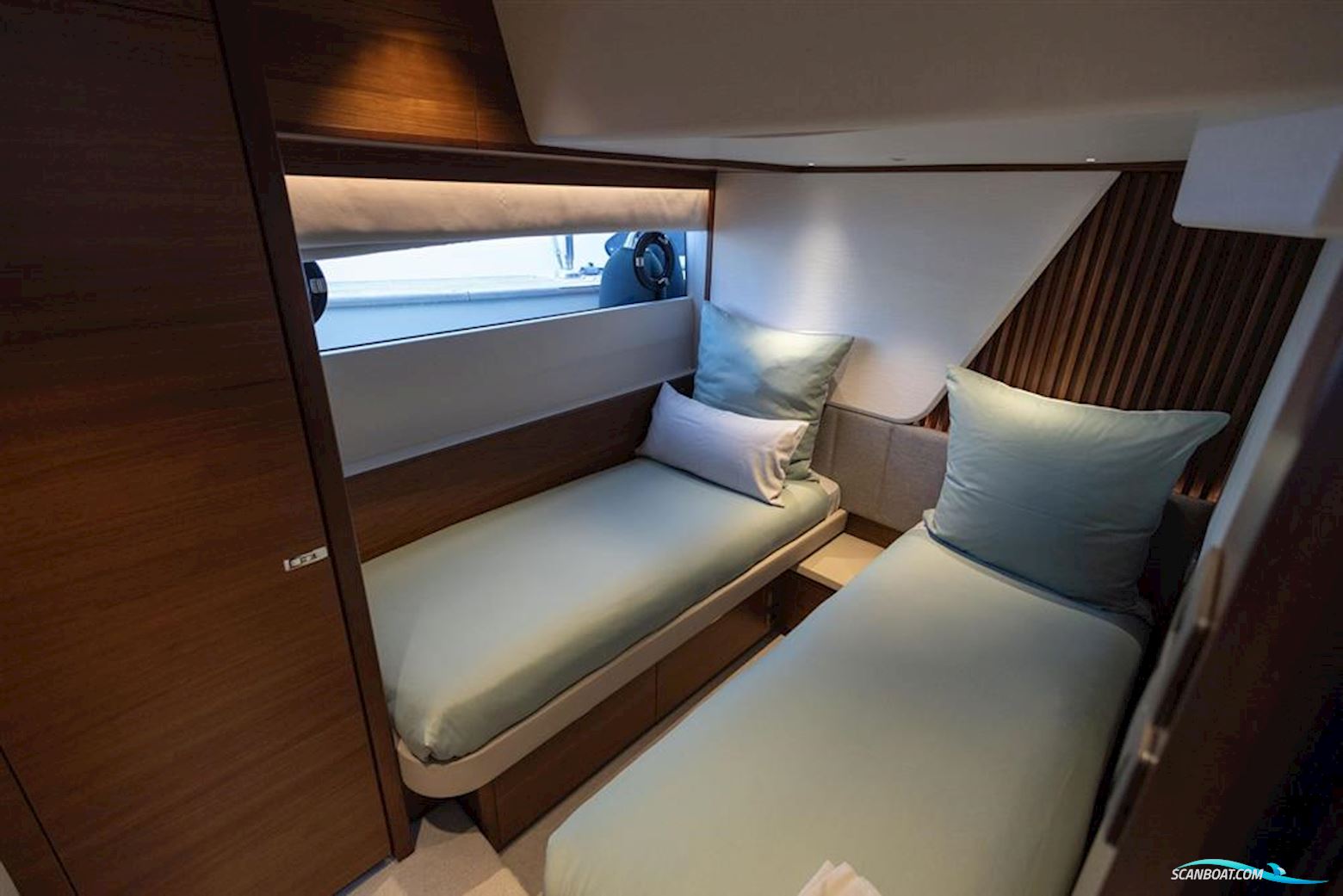 Princess Y72 Motor Yacht