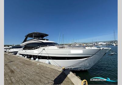 Princess Y72 Motorboot 2024, mit MAN V12 motor, Polen