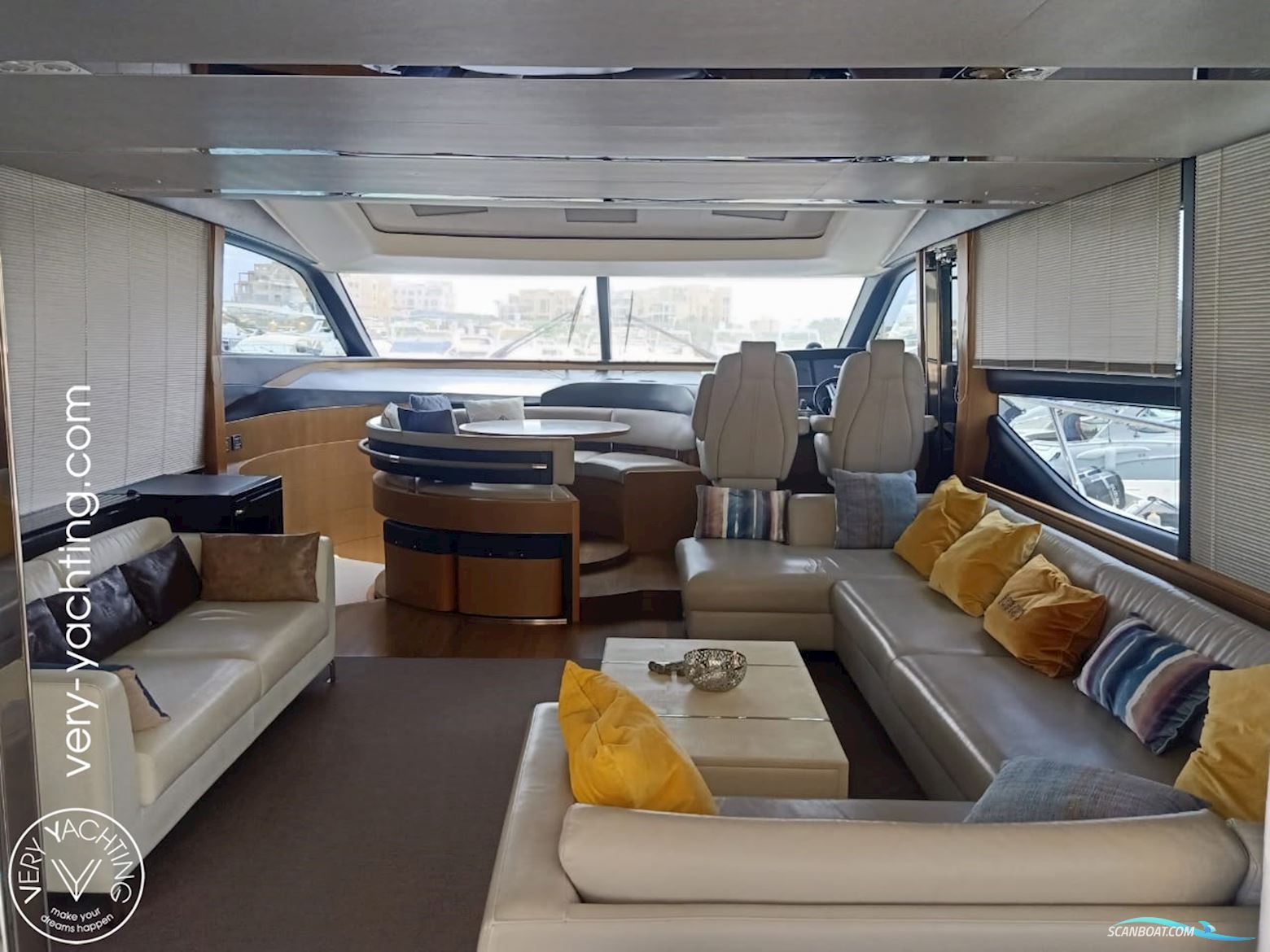 Princess Yachts S72