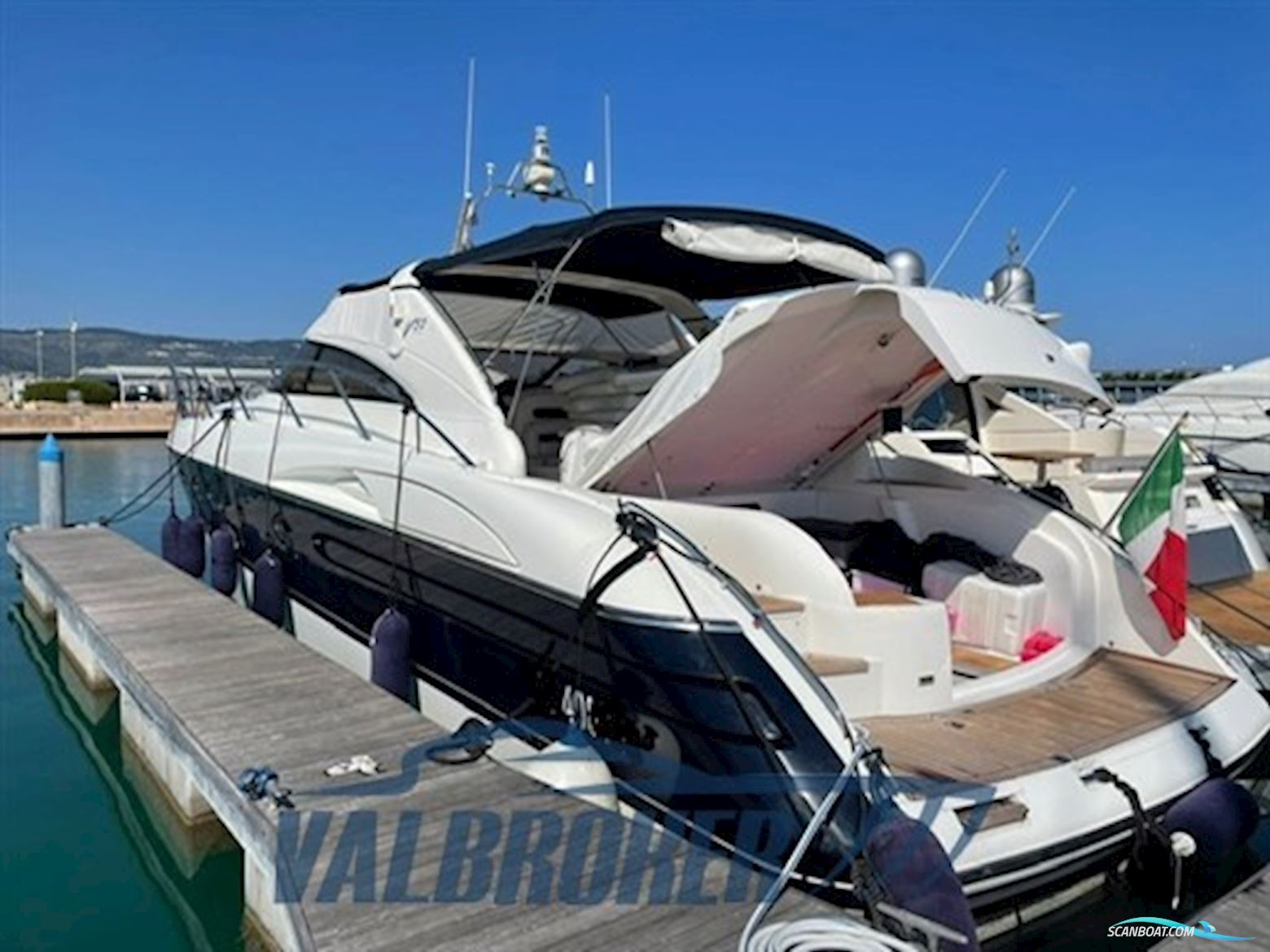Princess Yachts V50