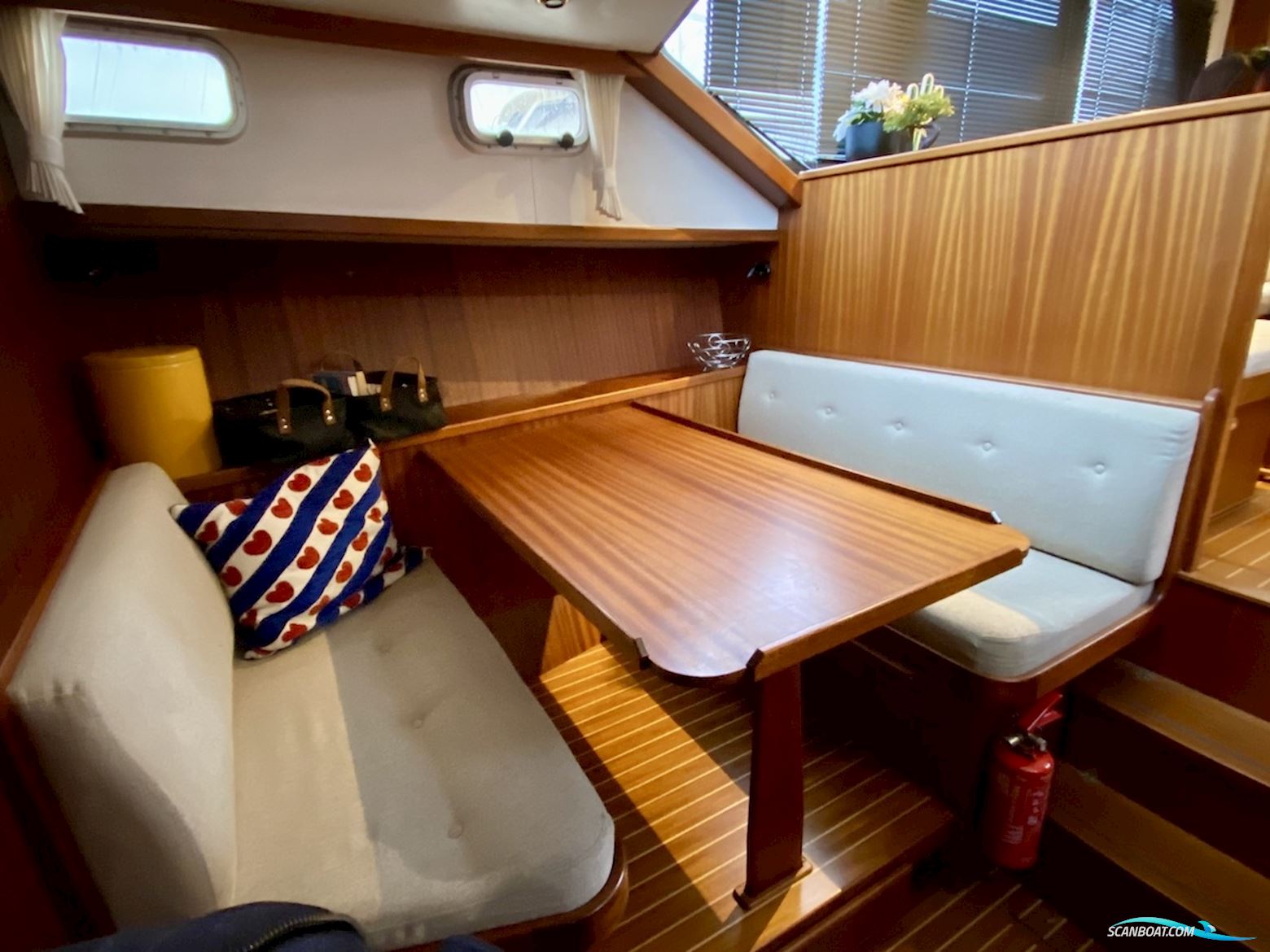 Privateer 37 Hybride