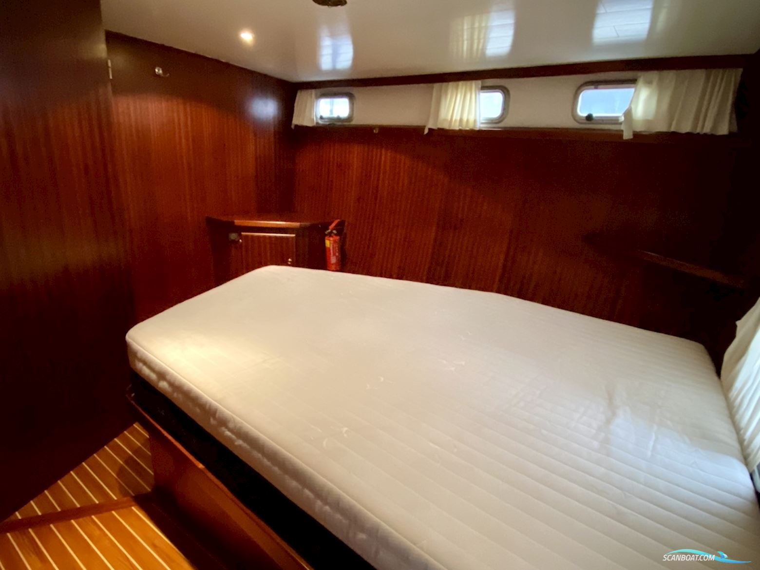 Privateer 37 Hybride