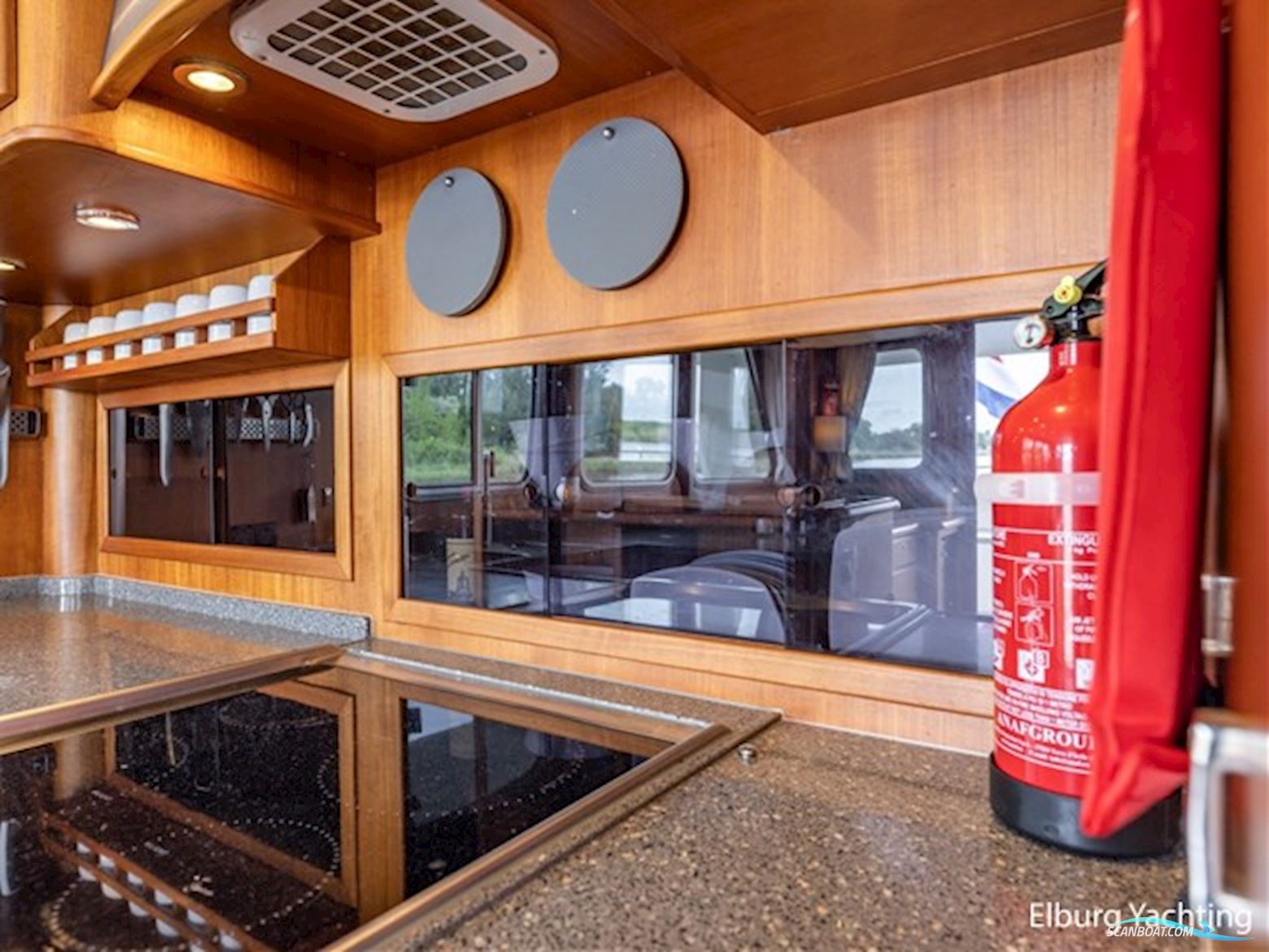 Privateer Trawler 50 - France Proof - Stabilizers 