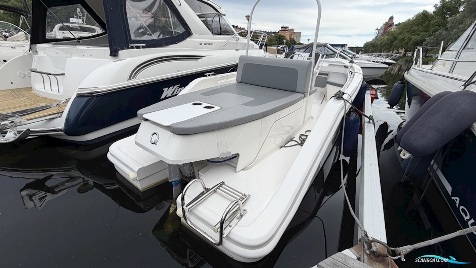 Q Yachts Q24 Club