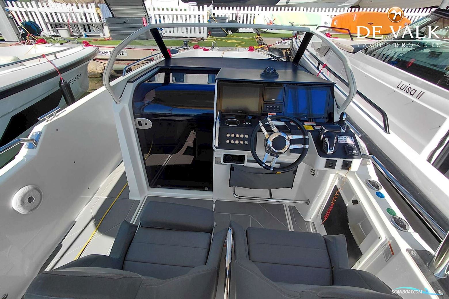 Quarken 27 T Top
