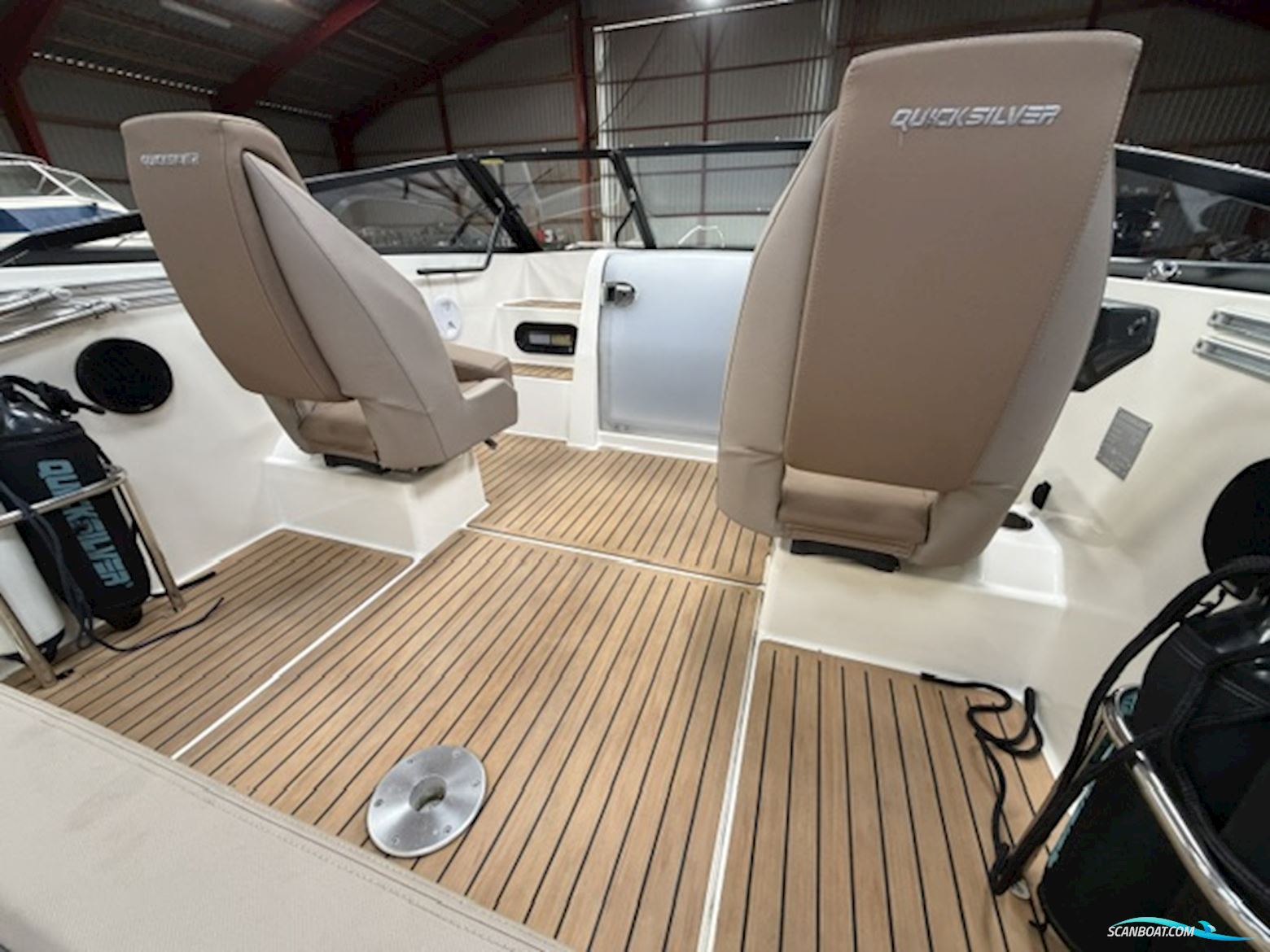 Quicksilver  605 Cruiser