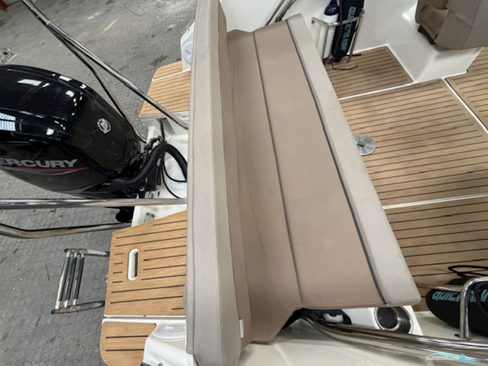 Quicksilver  605 Cruiser