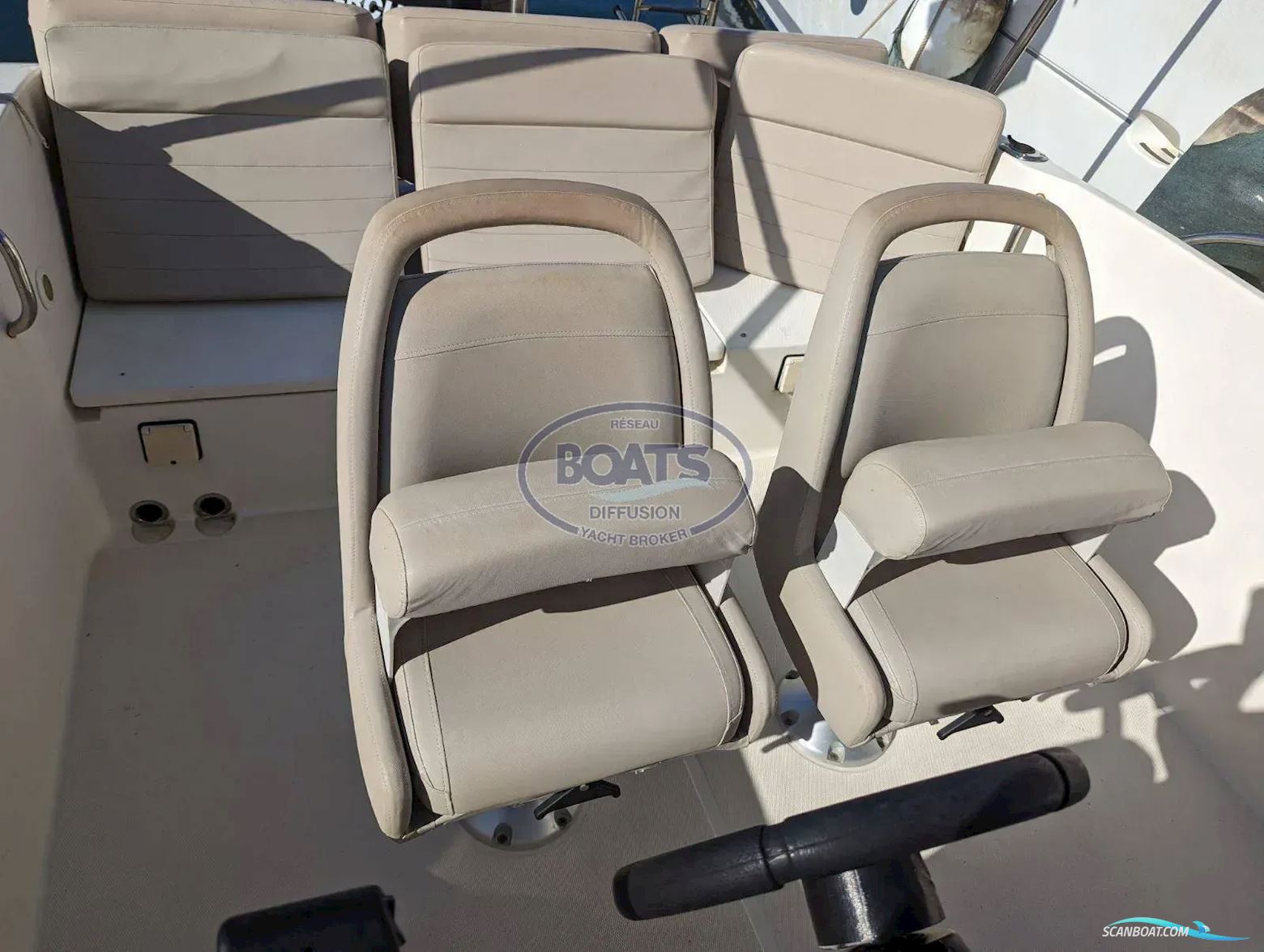 Quicksilver  675 Activ