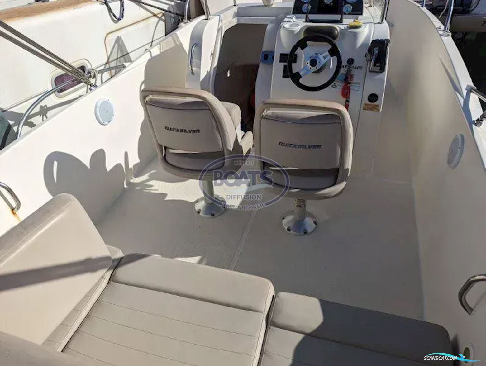 Quicksilver  675 Activ