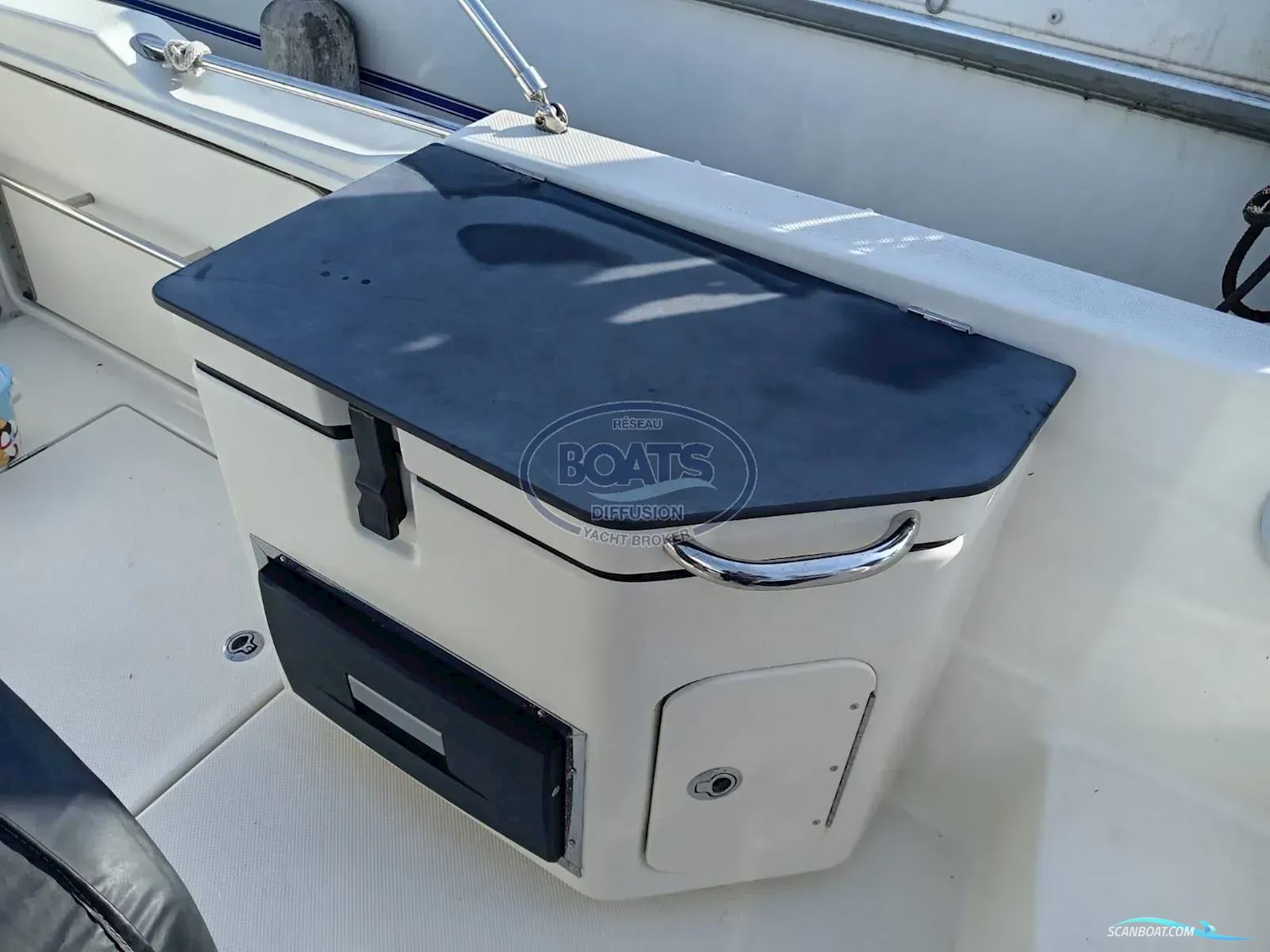 Quicksilver  755 Sundeck