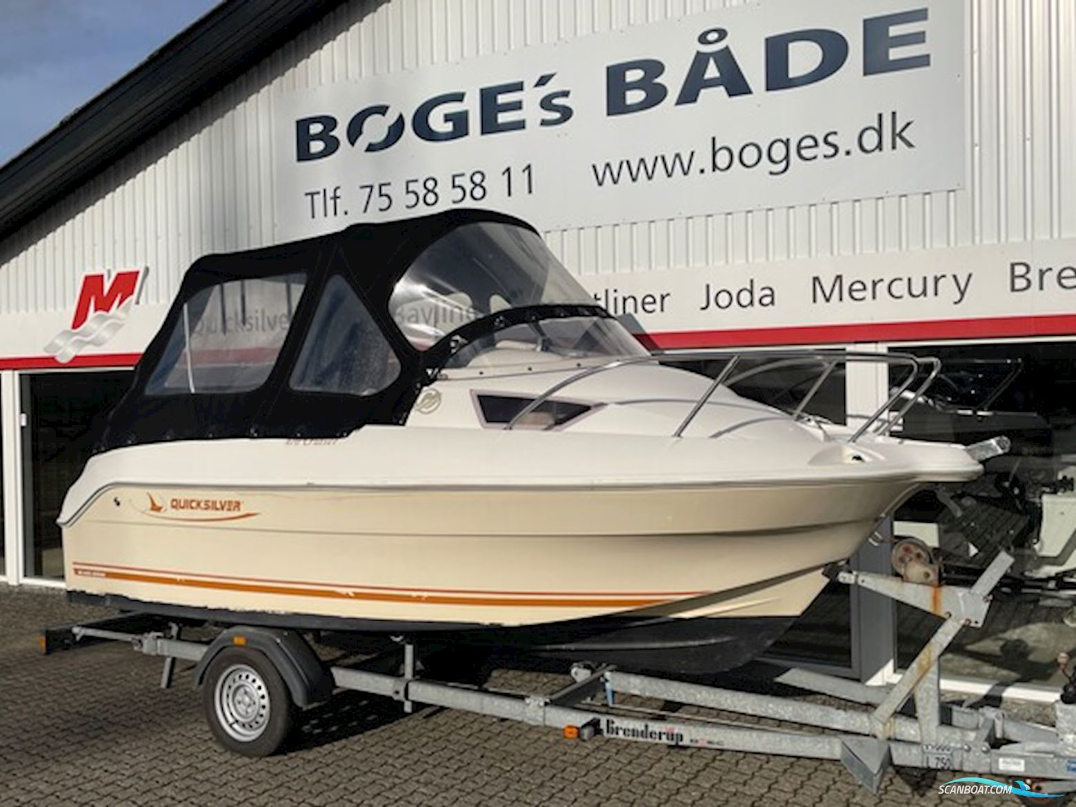 Quicksilver 470 Cruiser Med 40 hk Mercury-Efi 4 Takt og 1000 kg Brenderup Bådtrailer - Engros