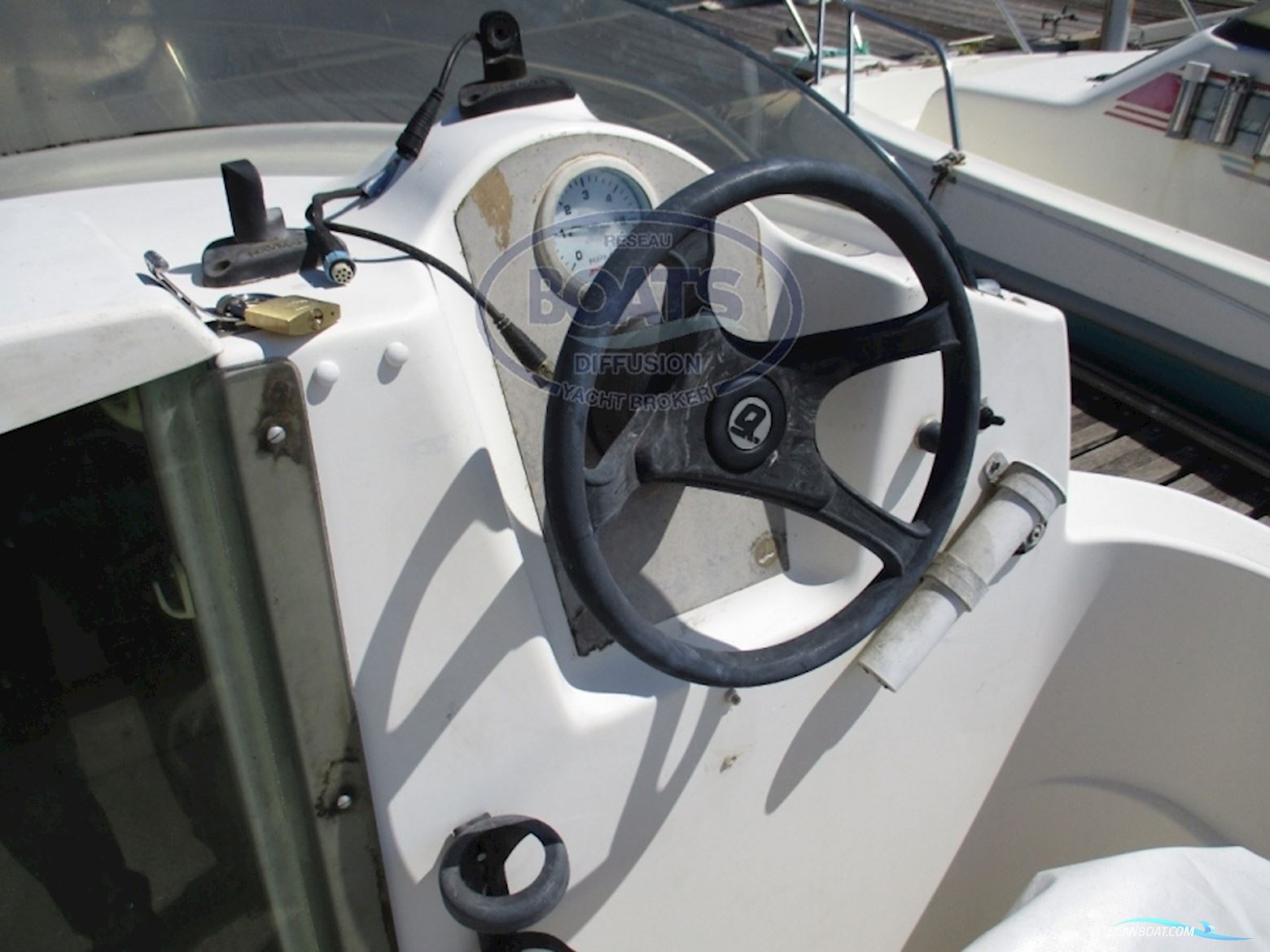 Quicksilver 500 CABIN