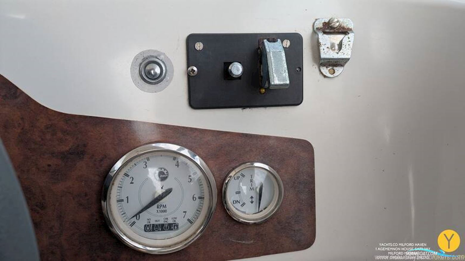 Quicksilver 500 Pilothouse