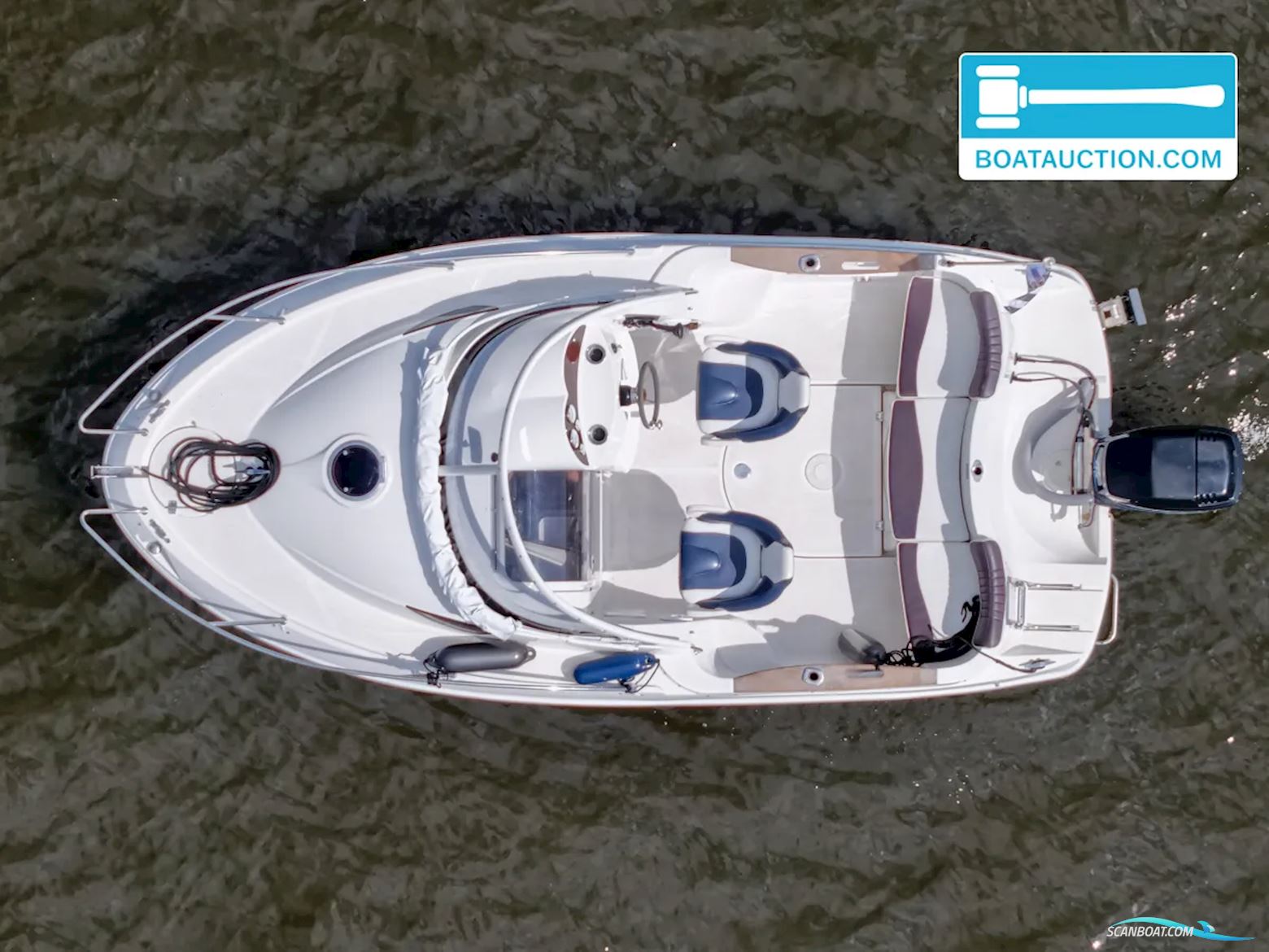 Quicksilver 540 Cabin