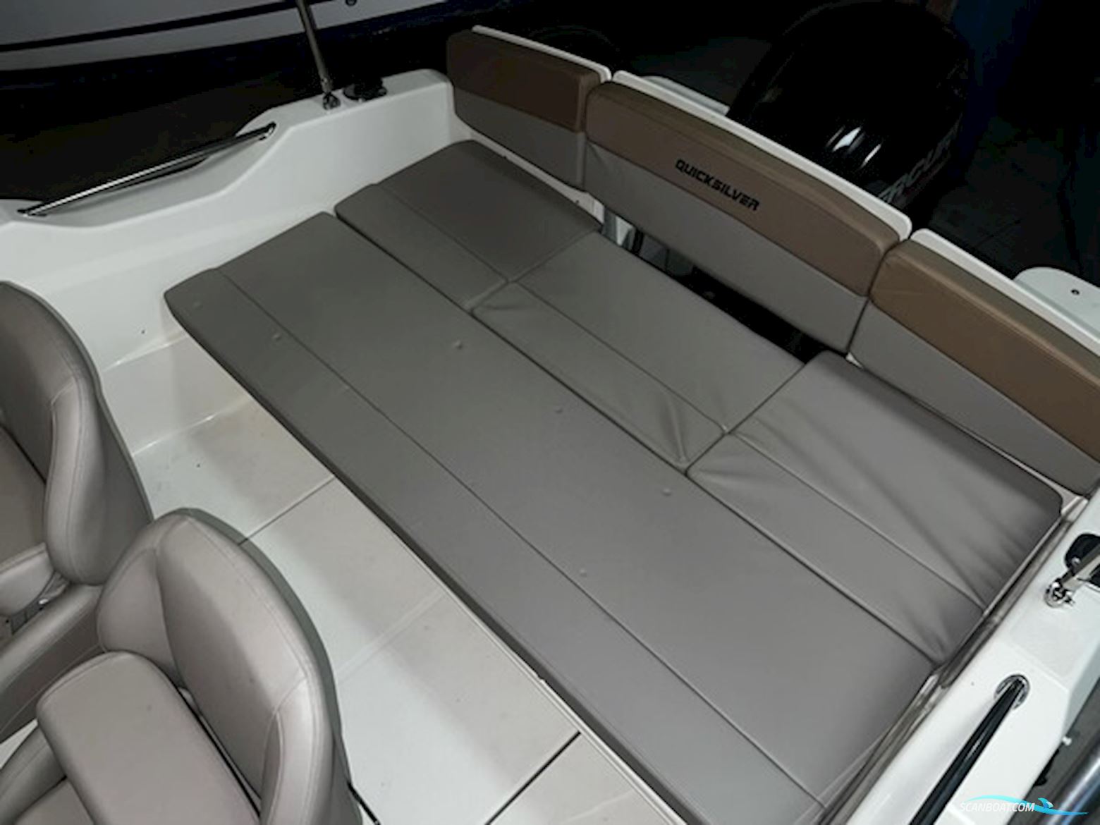 Quicksilver 555 Cabin...SOLGT