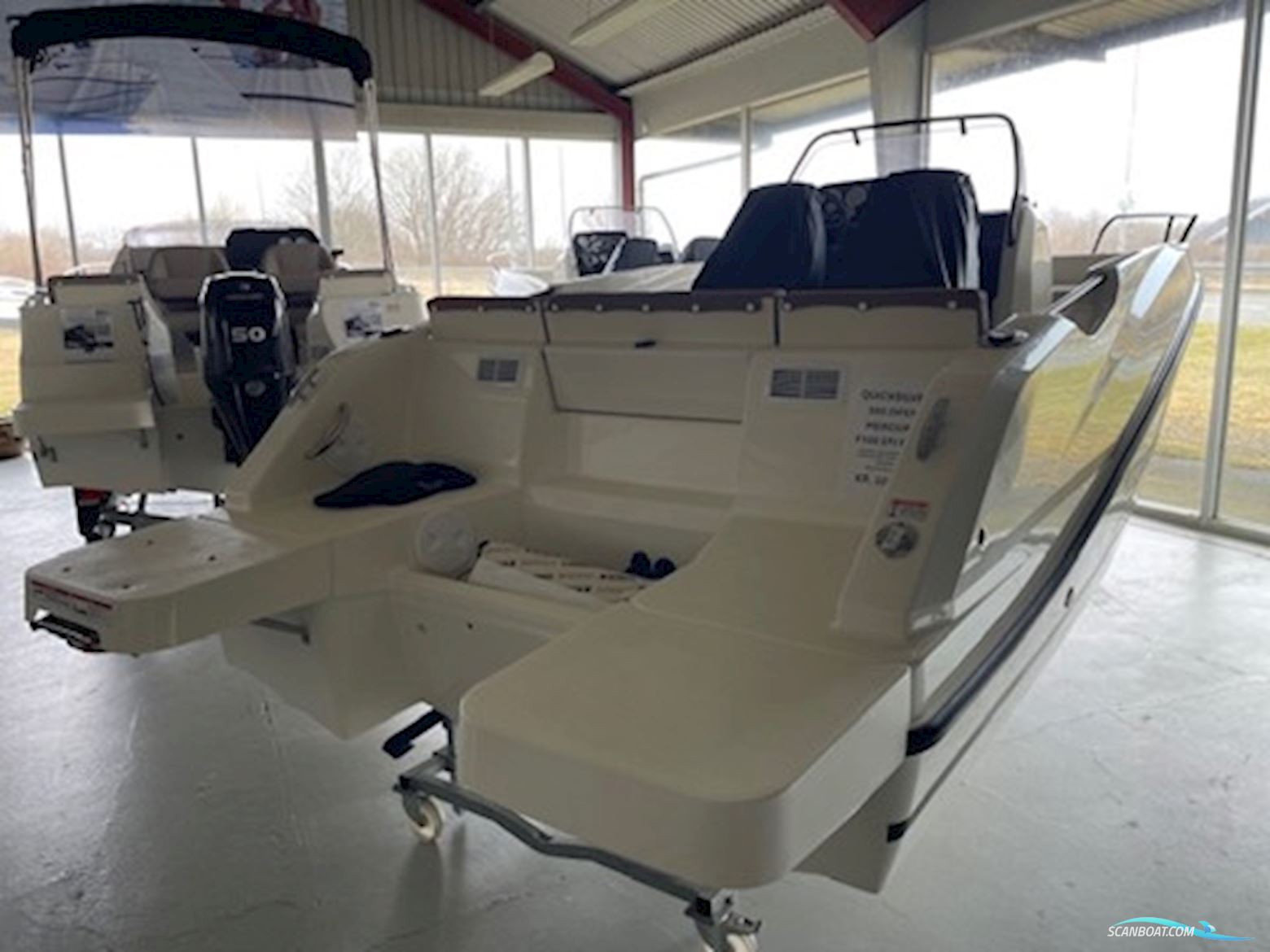 Quicksilver 555 Open med Mercury F100 EFI ELPT