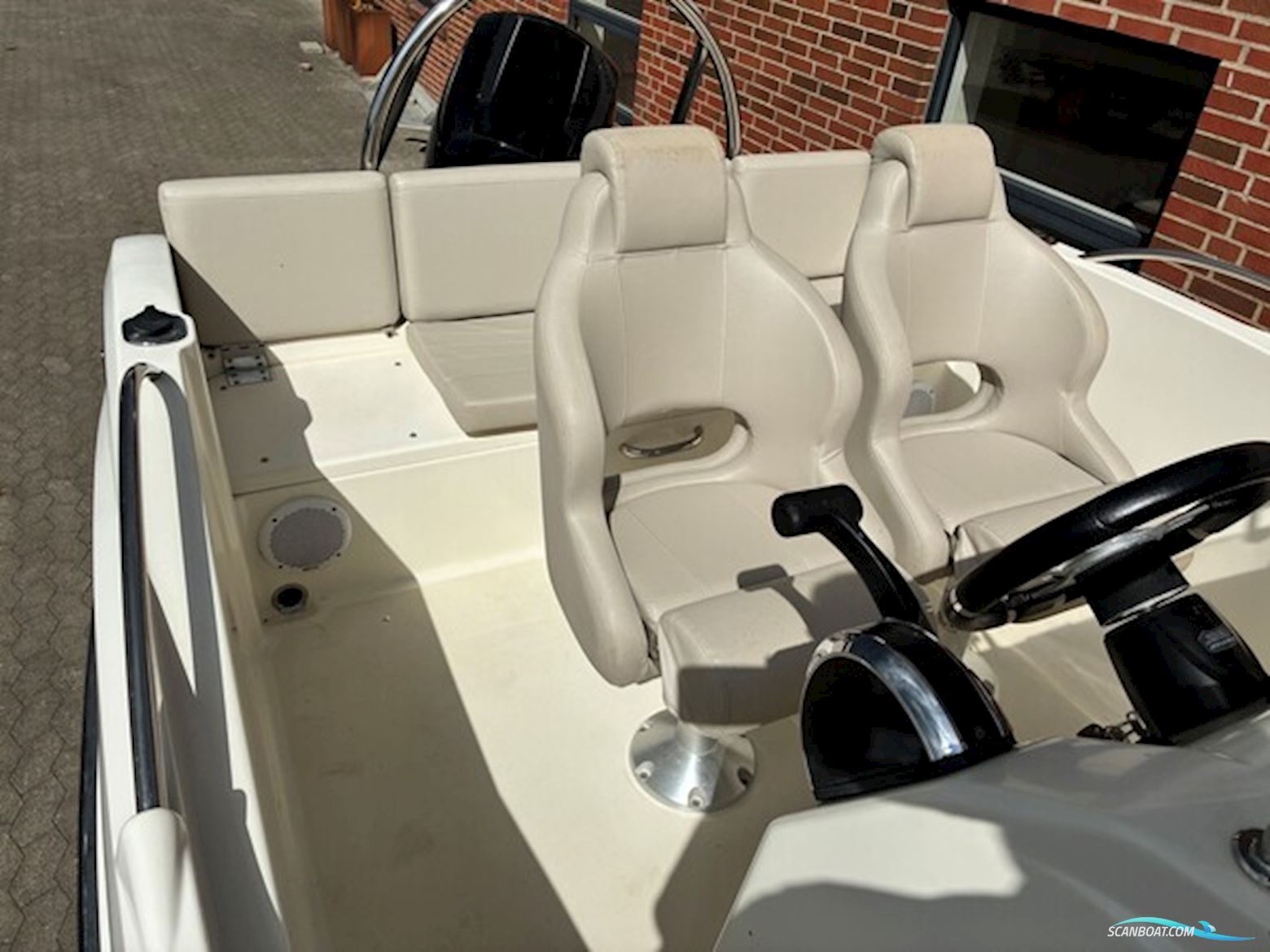 Quicksilver 555 Open m/Mercury F150 hk EFI 4-takt og Brenderup trailer