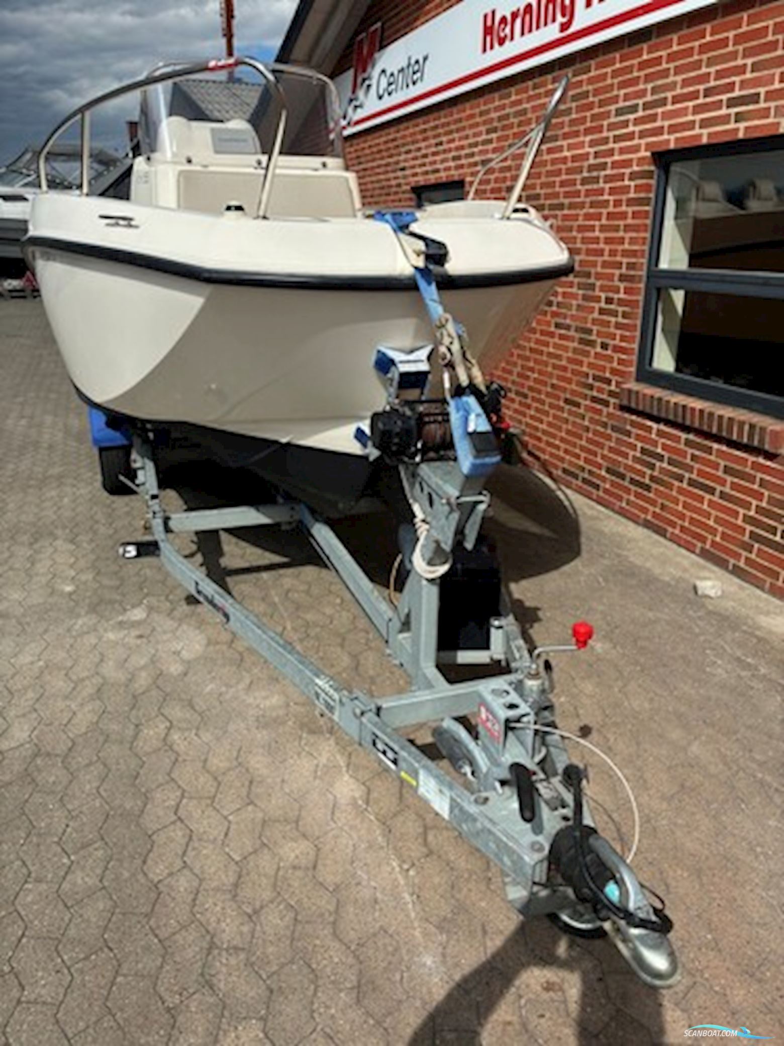 Quicksilver 555 Open m/Mercury F150 hk EFI 4-takt og Brenderup trailer