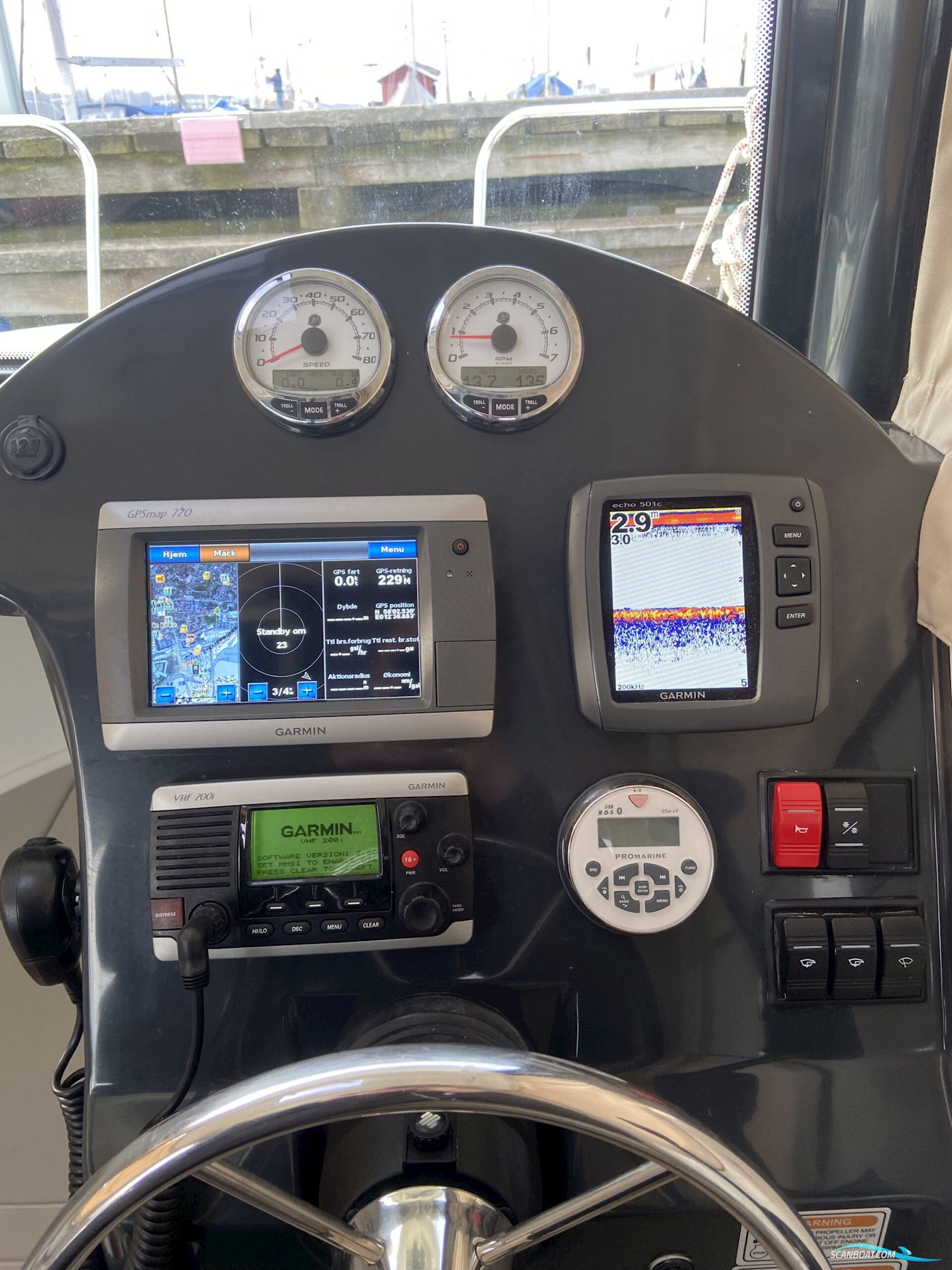 Quicksilver 555 Pilothouse