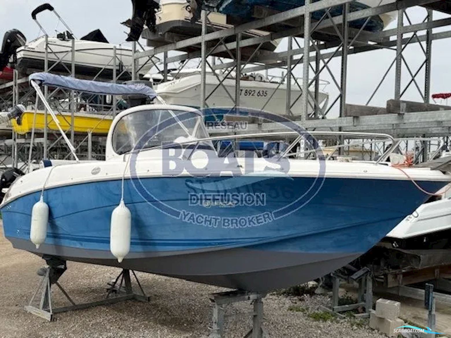 Quicksilver 600 Commander