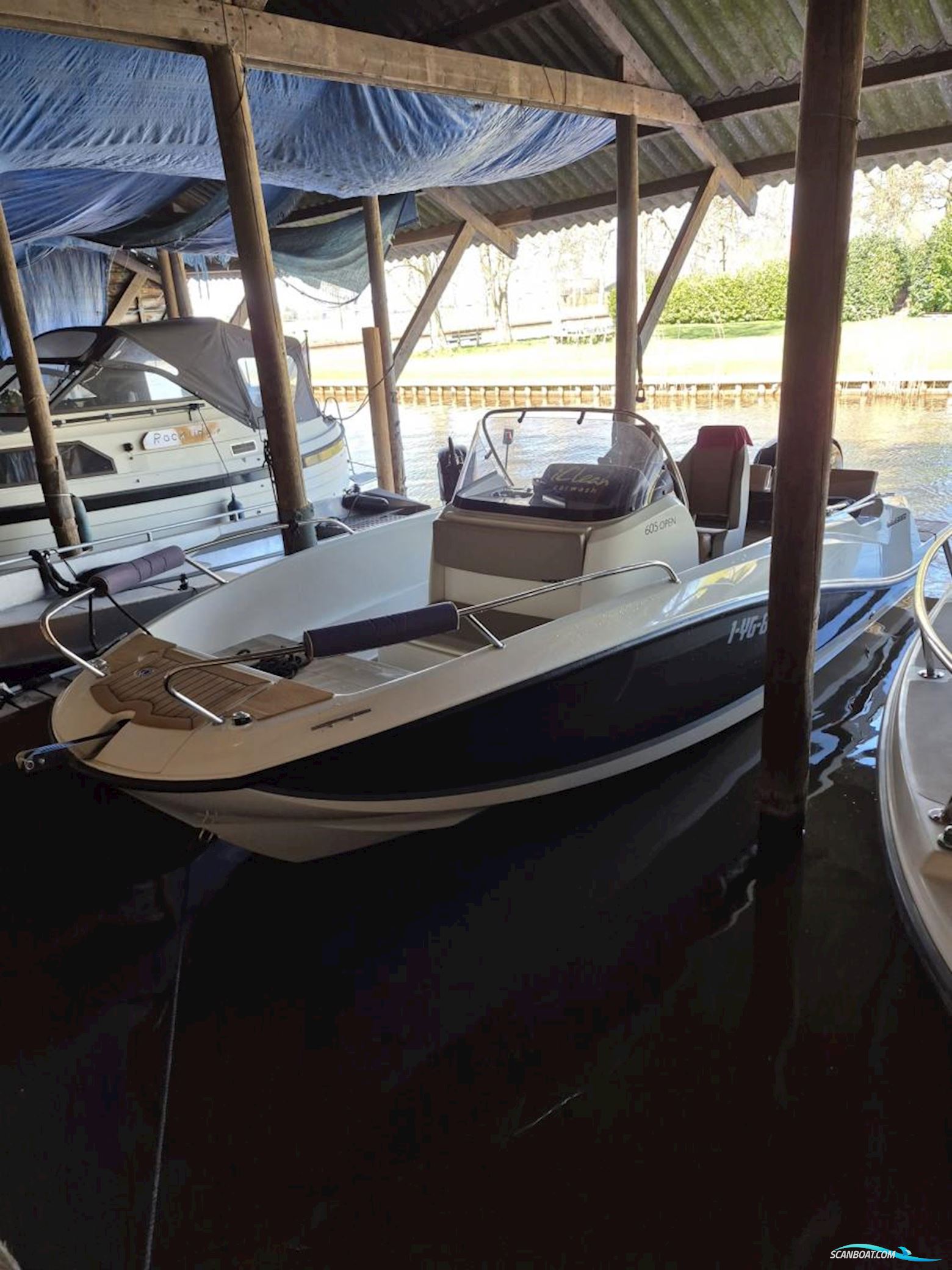 Quicksilver 605 Activ Open
